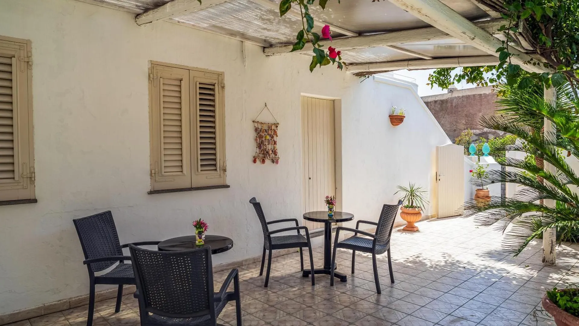 Hotel Ossidiana Stromboli Center