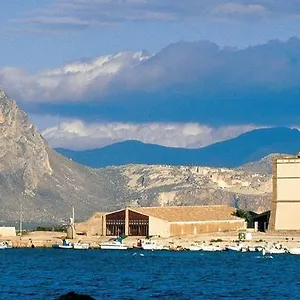 Hotel La Tonnara Di Bonagia